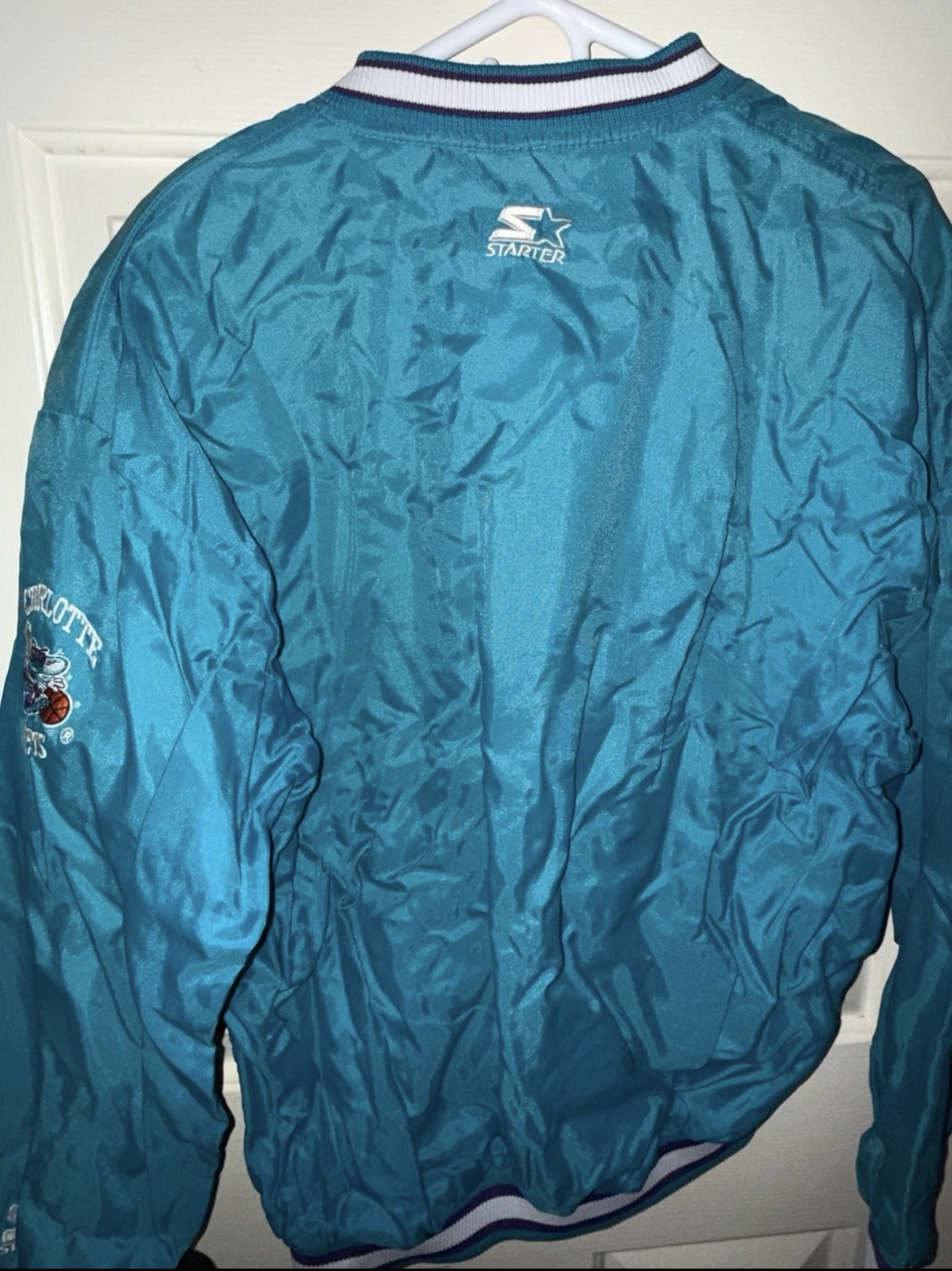Vintage NBA Charlotte Hornets Starter Jacket