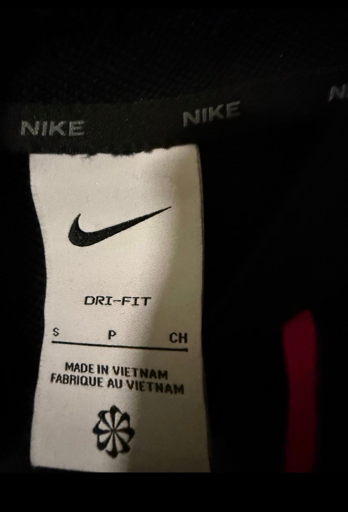 Nike Graphic Pullover Hoodie